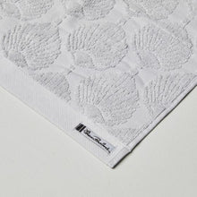 Load image into Gallery viewer, Ikeda Towel Collection Silver - Manjimup Homemakers
