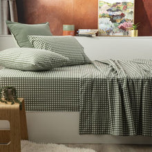 Load image into Gallery viewer, Park Avenue Flannelette Sheet Set - Gingham