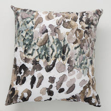 Load image into Gallery viewer, Renee Taylor Velvet Cushion - Leopard
