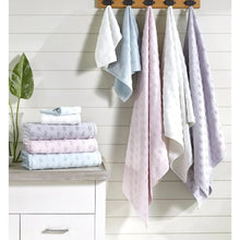 Load image into Gallery viewer, Royal Albert Daisy Towels - Glacier
