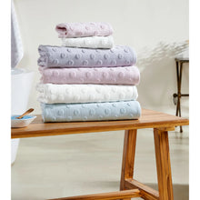 Load image into Gallery viewer, Royal Albert Daisy Towels - Glacier
